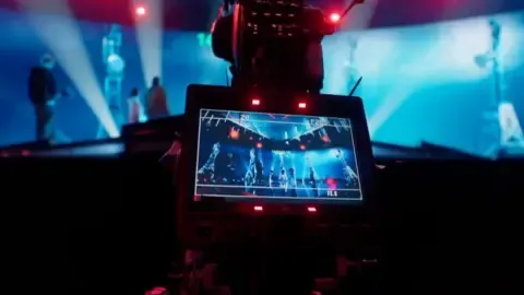 Moscow’s Alternative to the European Song Contest Proves to Be Far From Flashy, Rather Political