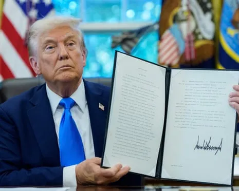 Trump Issues Proclamation Introducing Yearly $100,000 Charge on Work Visas